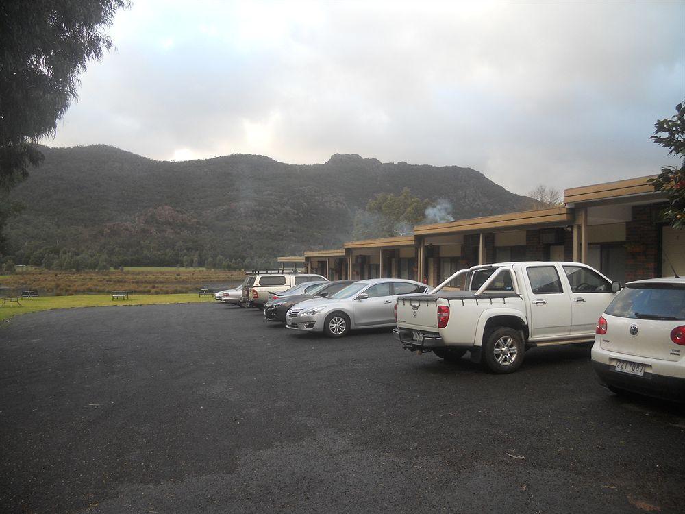 Halls Gap Motel Bagian luar foto